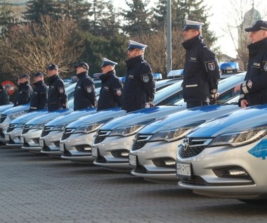 Z policją, jak z wojskiem. Pięknie tylko na zdjęciach