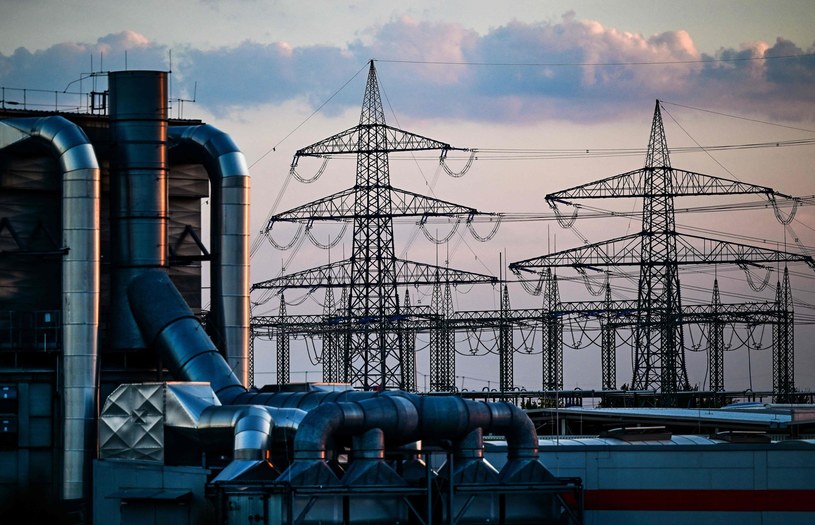 Z polskiego systemu elektroenergetycznego zostaną wycofane głównie jednostki wytwórcze wykorzystujące węgiel kamienny i węgiel brunatny (zdj. ilustracyjne) /Ina Fassbender /AFP