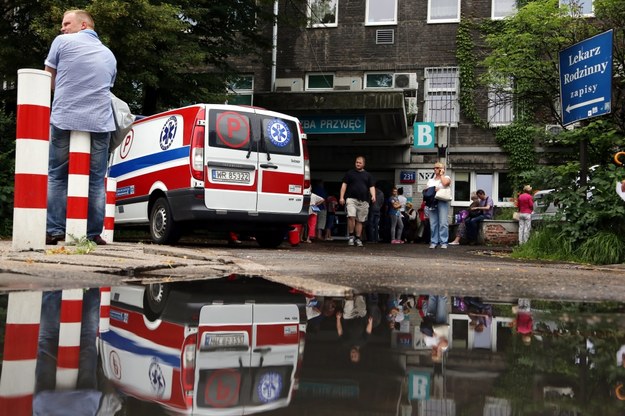 Z powodu fałszywych alarmów ewakuowano 22 instytucje /Tomasz Gzell /PAP
