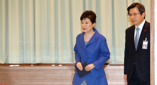 Z prawej prezydent Korei Płd. Park Geun Hie /STRINGER /PAP/EPA