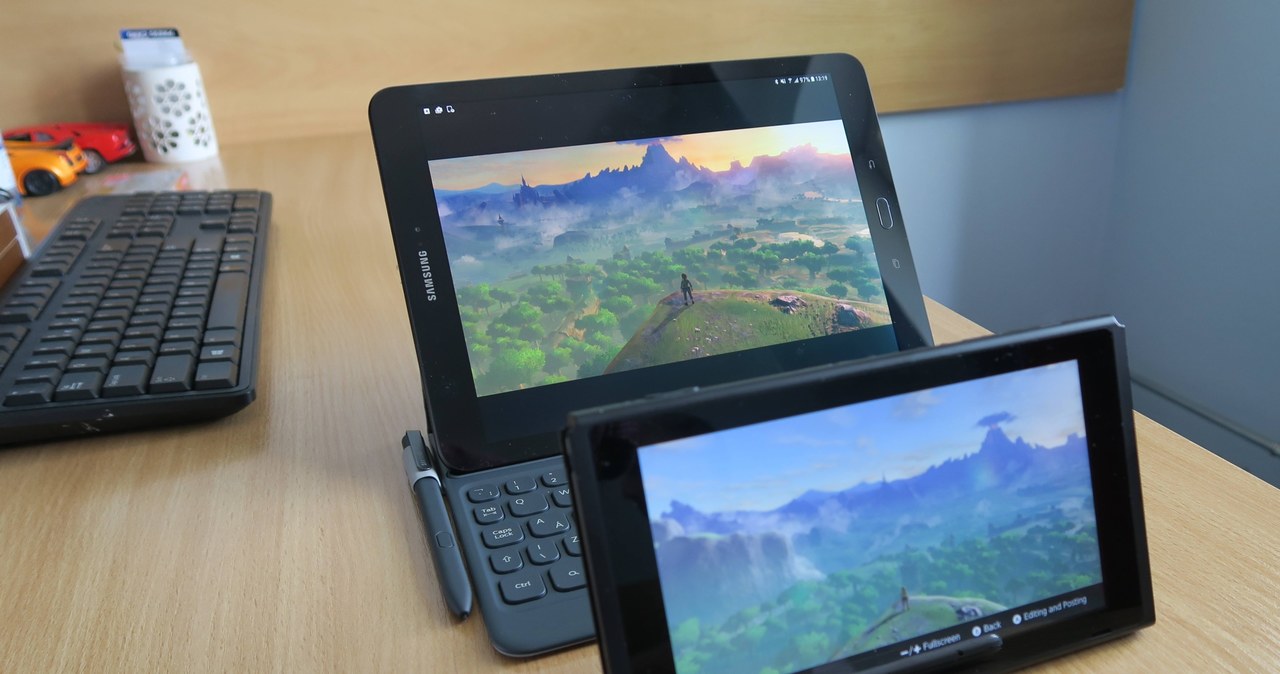 Z przodu Nintendo Switch, z tyłu - tablet Samsung Galaxy Tab S3. Różnica w jakości ekranu jest oczywista. Różnica w cenie również (Tab S3 kosztuje 2999 zl) /INTERIA.PL