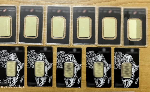 Z salonu jubilerskiego zniknęło złoto i gotówka warte milion złotych. Pracownica aresztowana