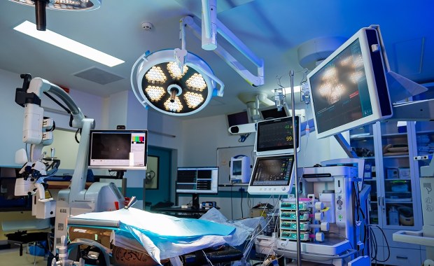 Z tytanowym sercem przeżył 100 dni. Przełom w medycynie