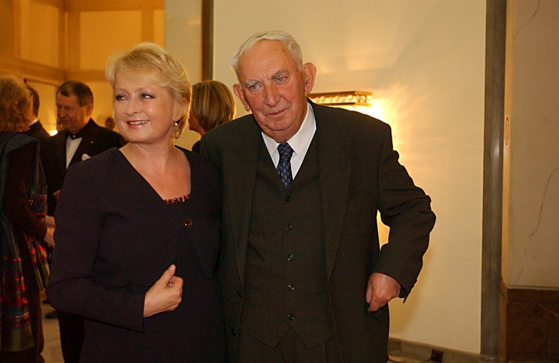 Z ukochanym mężem, Gustawem Holoubkiem, Magdalena Zawadzka przeżyła 35 lat /AKPA