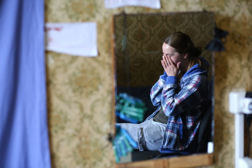 Z Ukrainy docierają kolejne doniesienia o okrucieństwie i brutalności rosyjskich żołnierzy, których ofiarami padają też kobiety i dzieci/ zdjęcie ilustracyjne /ALEKSEY FILIPPOV/AFP /AFP