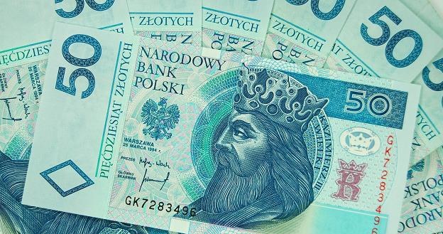 Za 50 złotych możesz trafić na czarną listę /&copy;123RF/PICSEL