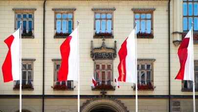 Za dwa tygodnie nowe święto państwowe. Czy idziemy wtedy do pracy?