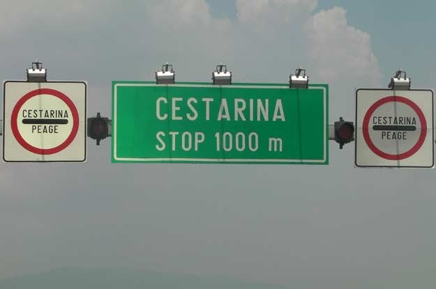 Za kilometr bramki autostradowe! Uwaga! Chorwaci czasmi oszukują wydając drobne /Informacja prasowa