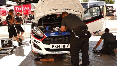 Za kulisami rajdów. Jak wygląda serwis?