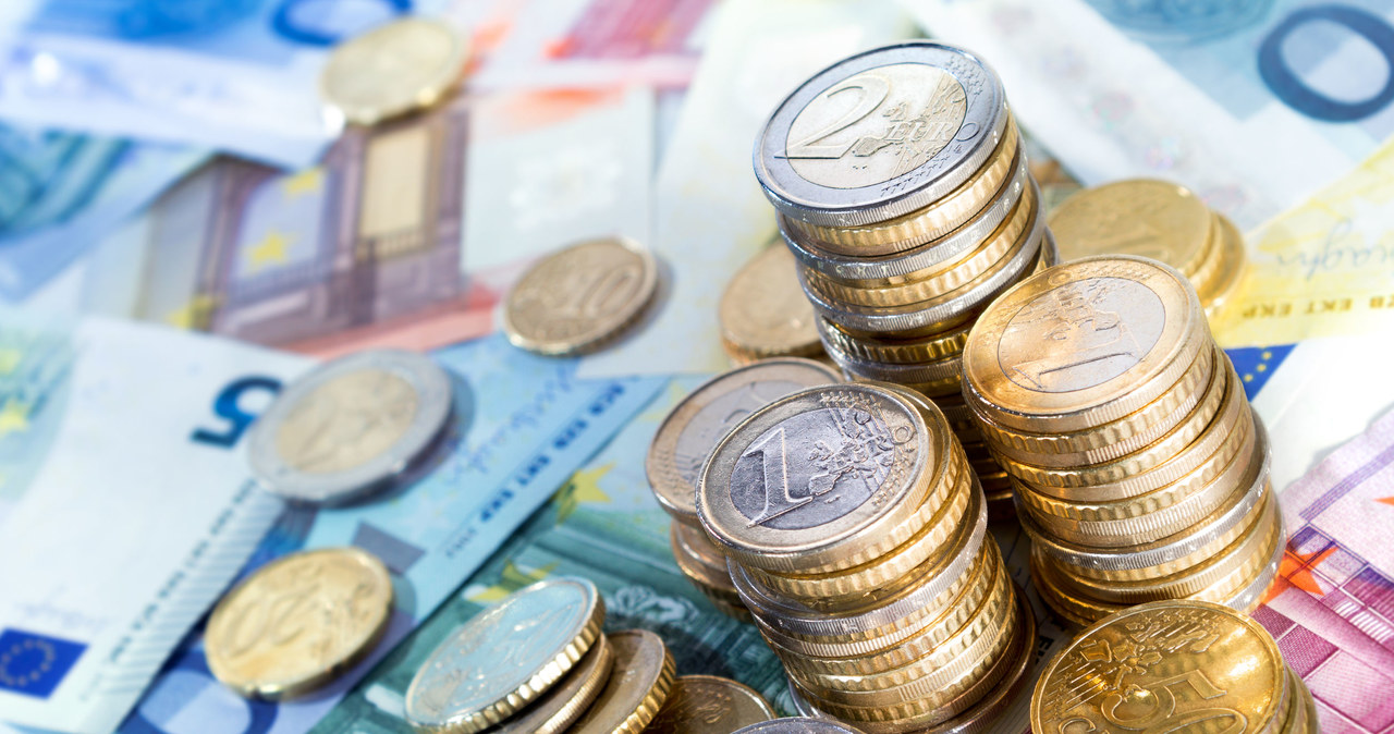 Za największą wartość transakcji płatniczych w Europie odpowiada niemiecki Deutsche Bank. /123RF/PICSEL