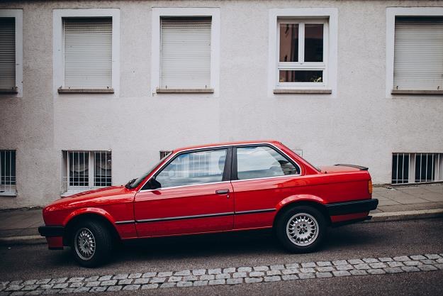 Za parkowanie samochodów w Niemczech zapłacimy ponad sześć razy więcej /&copy;123RF/PICSEL