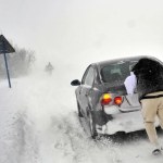 Za wyprzedzanie grozi wysoki mandat. Kara wynosi nawet 1 tysiąc złotych