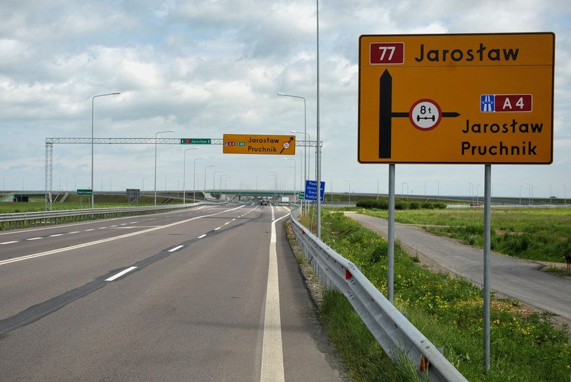 Za zakończenie budowy autostrady A4 będziemy musieli poczekać do 2016 roku /Łukasz Solski /East News