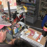 Jeśli rachunek za zakupy wyniesie 20 zł, klient dostanie buty