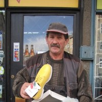 Jeśli rachunek za zakupy wyniesie 20 zł, klient dostanie buty