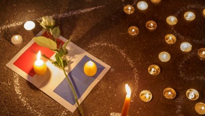 Za zamachami w Paryżu nie stał "samotny wilk". Potrzebna była determinacja i pieniądze 