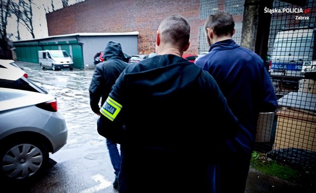 Zaatakował nożem swojego brata. Jest zarzut zabójstwa dla 21-latka