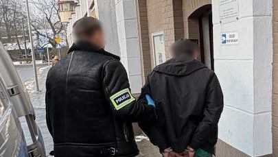 Zaatakował śpiącą 13-latkę. Intruz wszedł do niezamkniętego mieszkania 