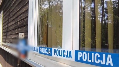 "Zabawa" nastolatków zamieniła się w demolkę. Opuszczony dom zdewastowany