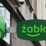 Żabka daje klientom czas do 31 października. Potem potrzebna będzie zgoda