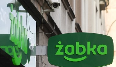 Żabka daje klientom czas do 31 października. Potem potrzebna będzie zgoda