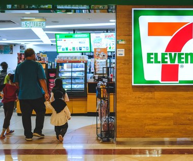 Żabka zostanie przejęta przez 7-Eleven? Eksperci nie mają żadnych wątpliwości
