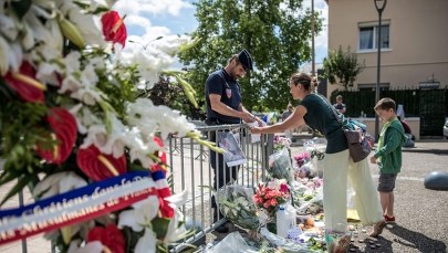 Zabójca księdza z Normandii pracował na lotnisku. "Przeszedł ocenę psychologiczną"