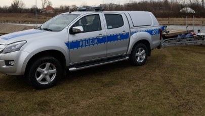 Zabójstwo 17-letniej Iwony Cygan. Nurkowie szukają w Wiśle spalonej łodzi