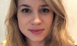 Zabójstwo Sarah Everard. Policjant miał ją wcześniej fikcyjnie aresztować 