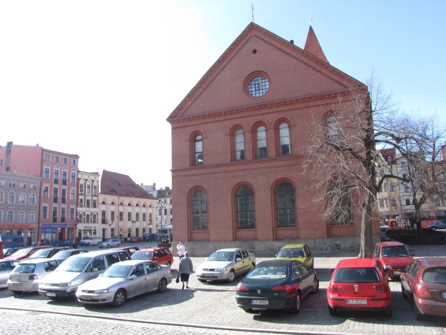 Zabytkowy budynek zboru ewangelickiego od dziś przechodzi na służbę kina &nbsp;