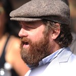 Zach Galifianakis wziął się za siebie! Schudł prawie 20 kilo! 