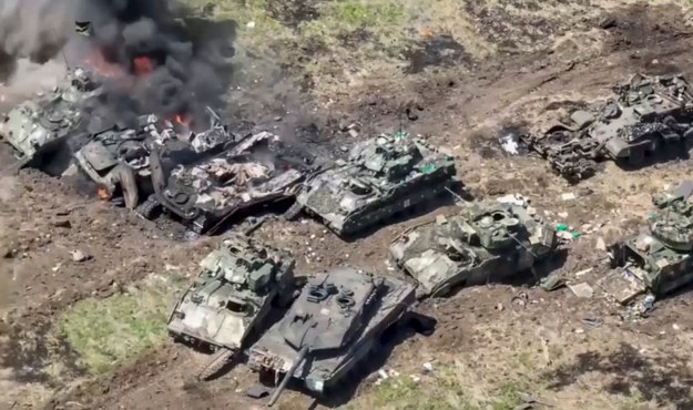 Zachodni sprzęt wojskowy, m.in. czołg Leopard i wozy Bradley zniszczone w walkach ukraińsko-rosyjskich /RUSSIAN DEFENCE MINISTRY PRESS SERVICE /PAP/EPA