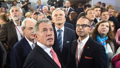 Zachodnie agencje o polskich wyborach: Decydujący zwrot w prawo