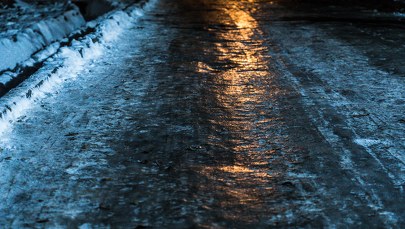 Zachodniopomorskie: Gołoledź na drogach, a nad morzem silny wiatr