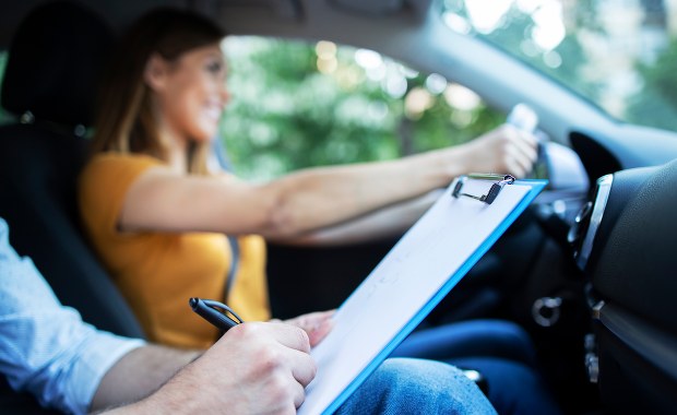 Zachodniopomorskie: Sejmik przyjął nowe stawki za egzamin na prawo jazdy