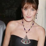 Zachwycająca Carla Bruni w nowej odsłonie!