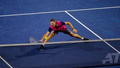 Zacięty mecz Huberta Hurkacza ze światową jedynką