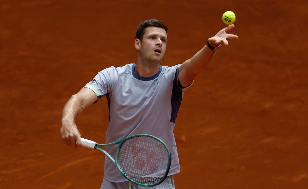 Zacięty pojedynek Hurkacza. Polak w 1/8 finału turnieju w Madrycie 