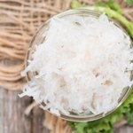 Zacznij jeść regularnie, a nie tylko od święta. Pomaga w trawieniu i na bóle stawów