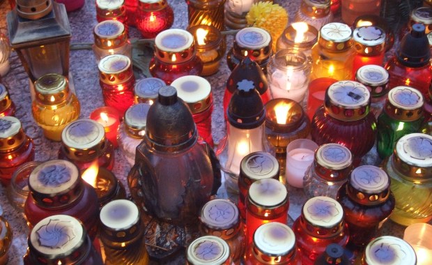 Zaczyna brakować miejsc na pochówki w miastach. "Trzeba złagodzić przepisy"