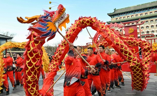 Zaczyna się największa migracja świata. Rok Konia nadciąga galopem