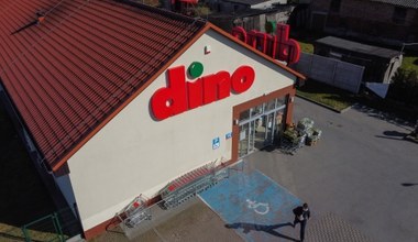 Zaczynają pracę i odchodzą. Zaskakujące dane o zwolnieniach w Dino