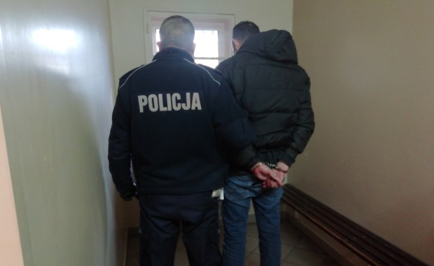 Zadał 71-latce ponad 20 ciosów nożem. Są zarzuty