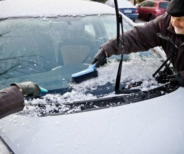 Zadbaj zimą o swoją szybę samochodową