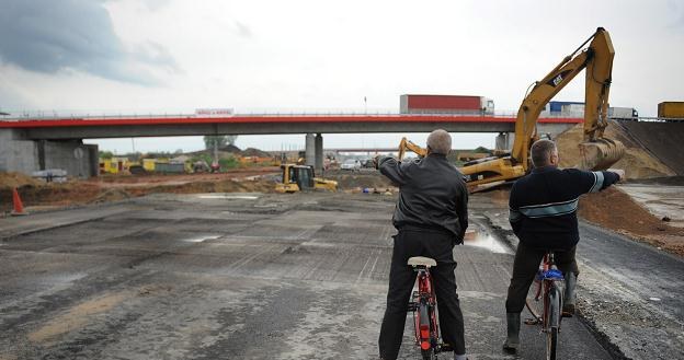 Żadna autostrada w całości nie będzie gotowa /PAP