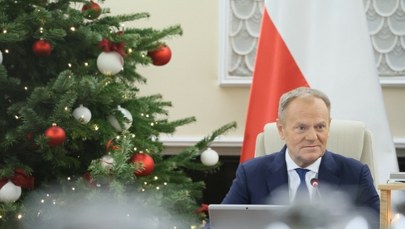 "Żadne zło nie będzie nam straszne". Tusk składa życzenia świąteczne Polakom  