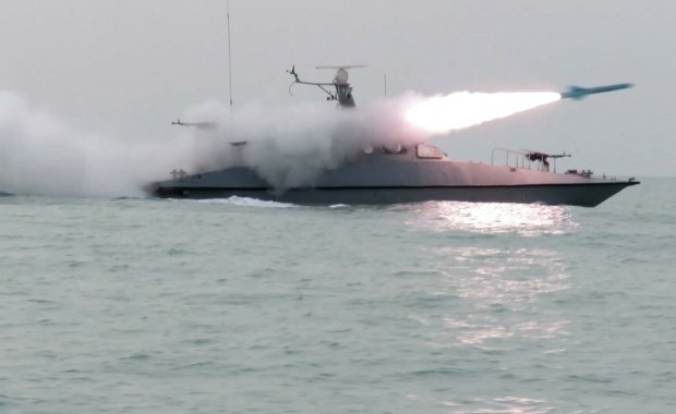 "Żadnych rozmów nie było". Iran demaskuje strategię Trumpa