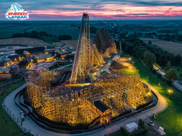 Zadra to najwyższy na świecie drewniany coastera /Materiały prasowe
