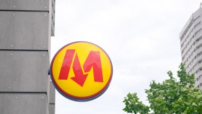 Zadymienie na stacji warszawskiego metra. Pasażerowie ewakuowani 