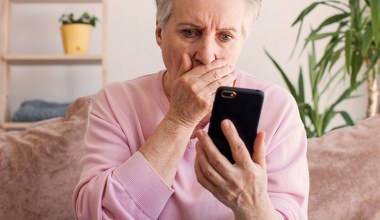 Zadzwonili i dali jej tylko minutę. Potem z konta zabrali 143 tys. zł